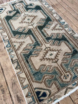 Vintage Persian Area Rug Sustainable Luxury Home Decor