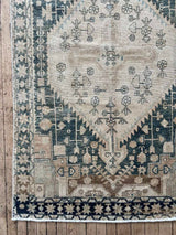 Vintage Persian Area Rug Sustainable Luxury Home Decor