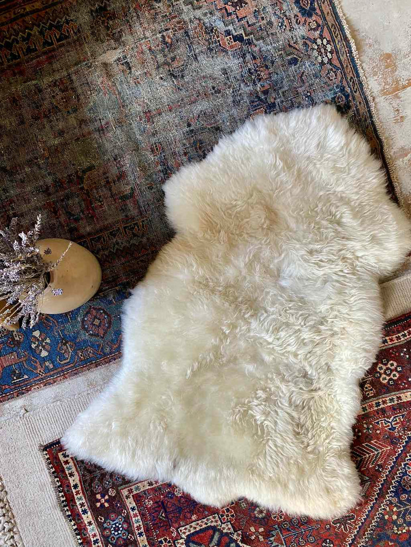 organic sheepskin rug - soft champagne