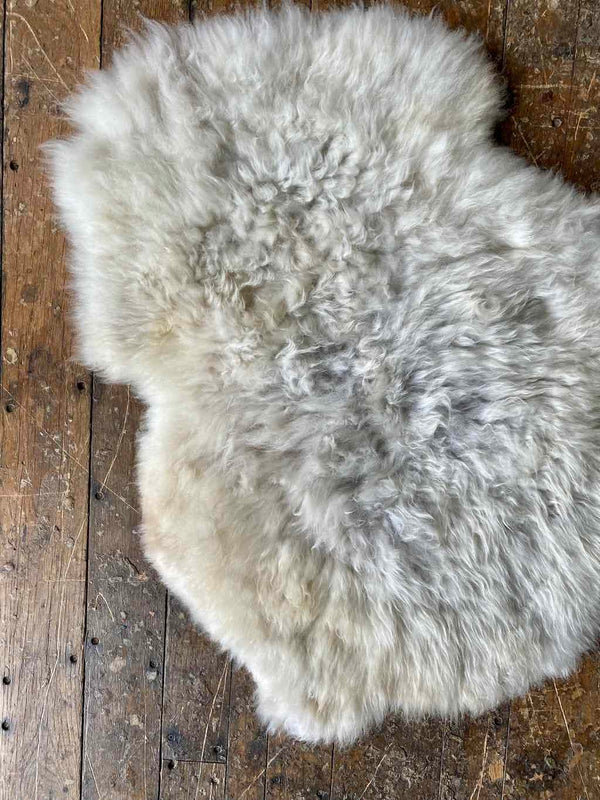 organic sheepskin rug - soft blonde