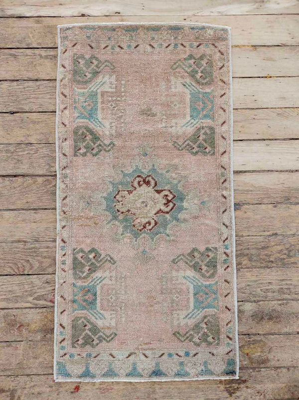 Vintage Accent Rugs Woven Kin Home Tiny No. 180