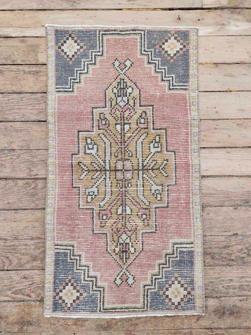 Vintage Accent Rugs Woven Kin Home Tiny No. 181