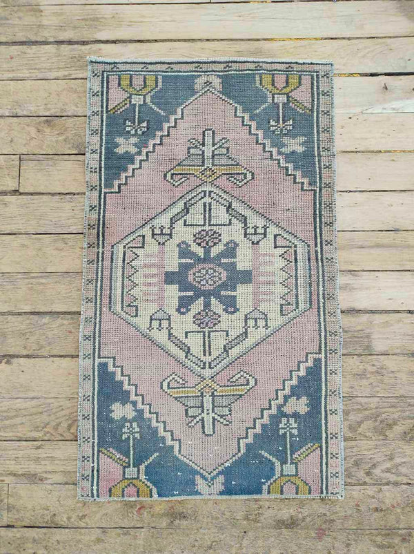 Vintage Accent Rugs Woven Kin Home Tiny No. 184