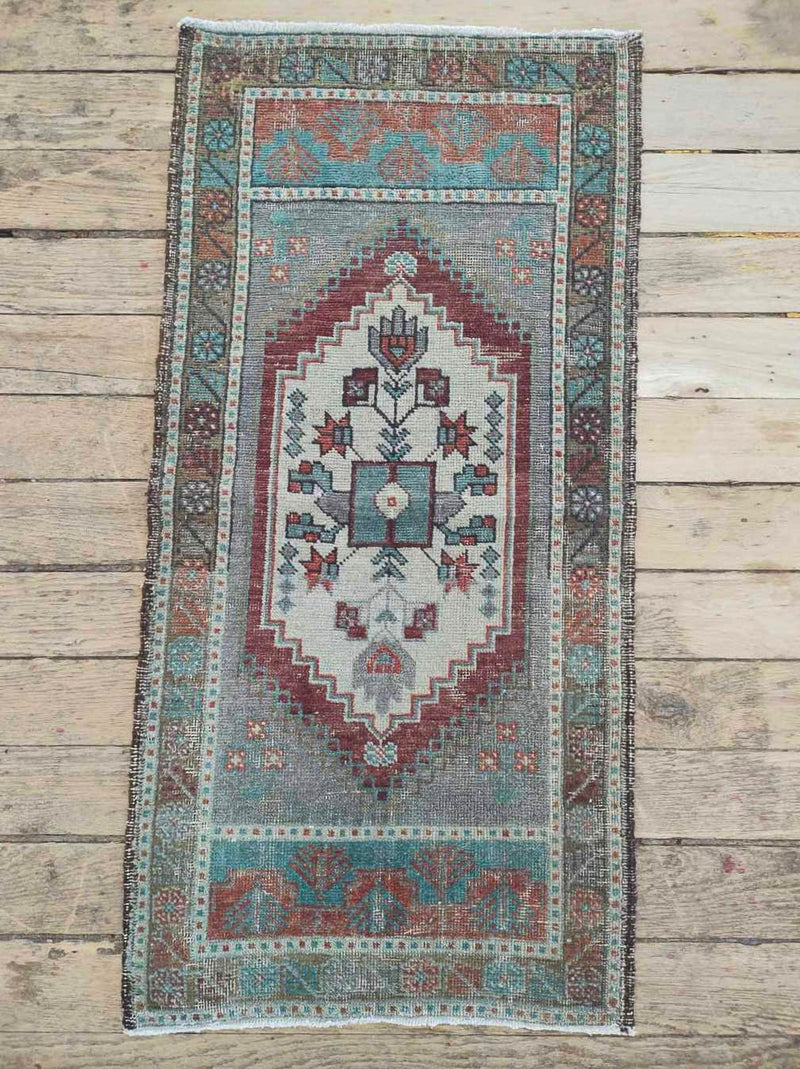 Vintage Accent Rugs Woven Kin Home Tiny No. 196
