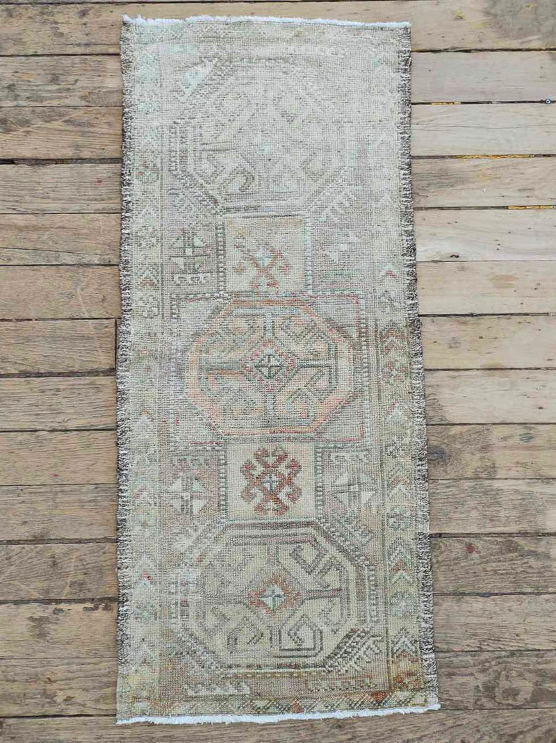 Vintage Accent Rugs Woven Kin Home Tiny No. 199