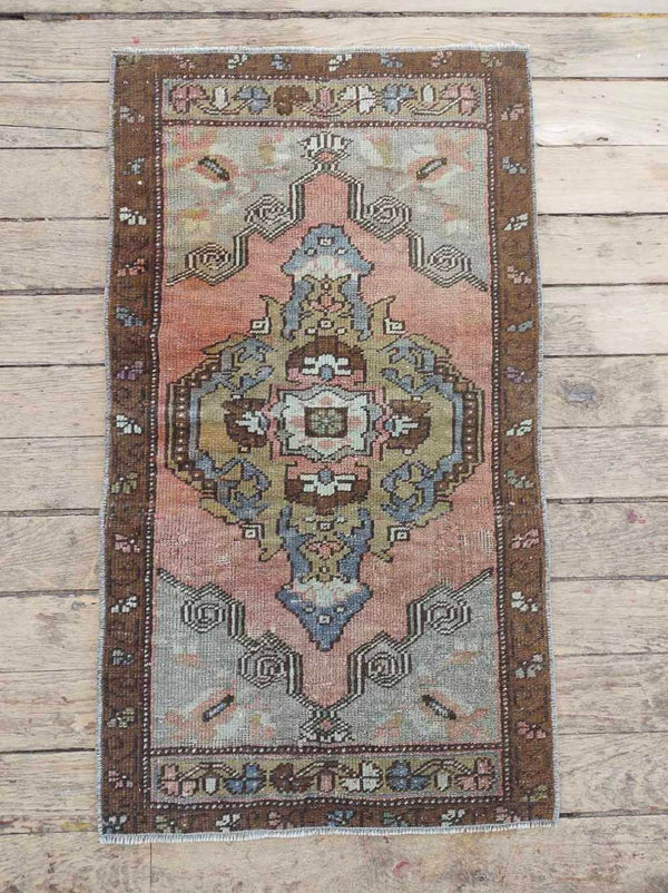 Vintage Accent Rugs Woven Kin Home Tiny No. 203
